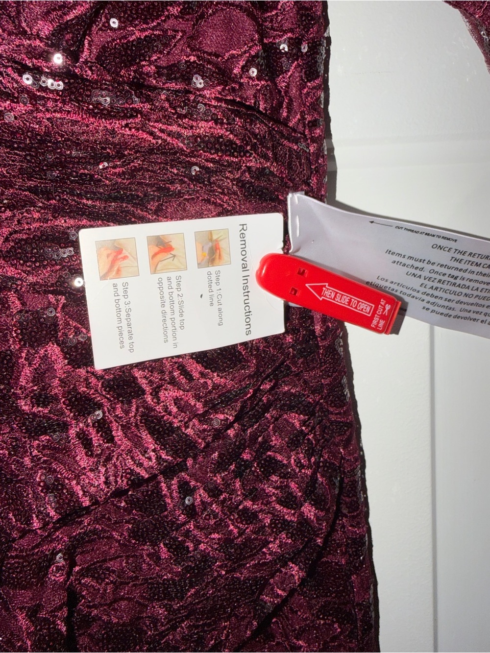 Mac Duggal. 12412 Women’s Elegant Burgundy Lace V-Neck Gown. Sz 14 NWT - Picture 12 of 12